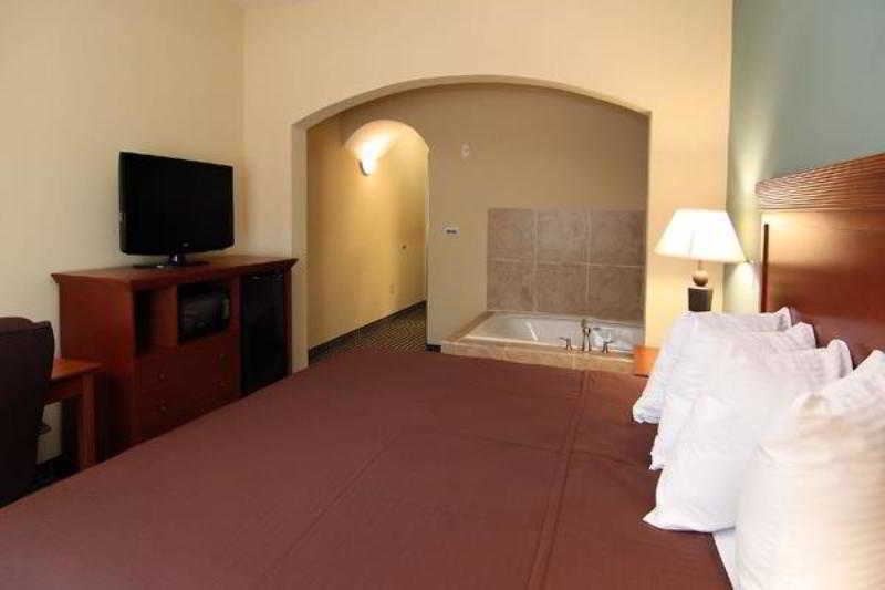 Executive Inn & Suites Марлин Номер фото