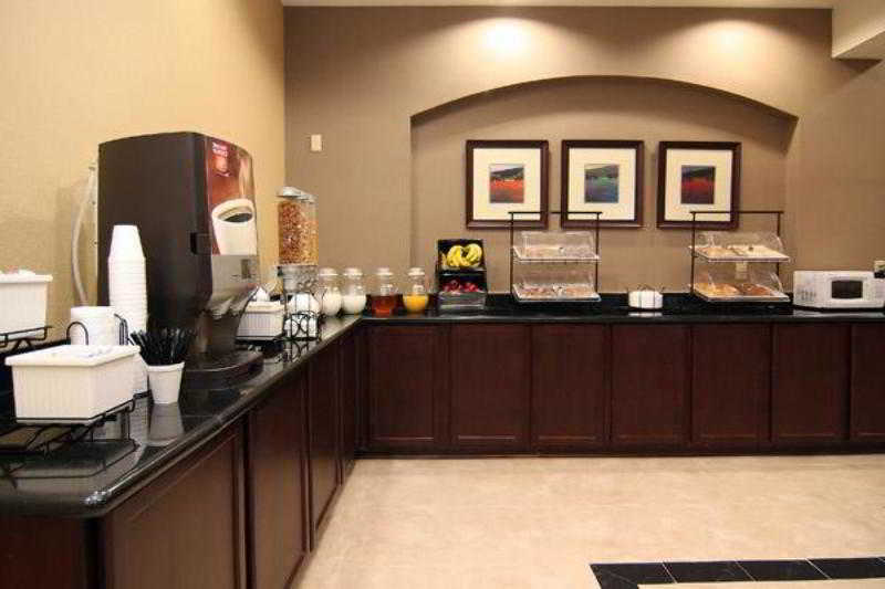 Executive Inn & Suites Марлин Экстерьер фото