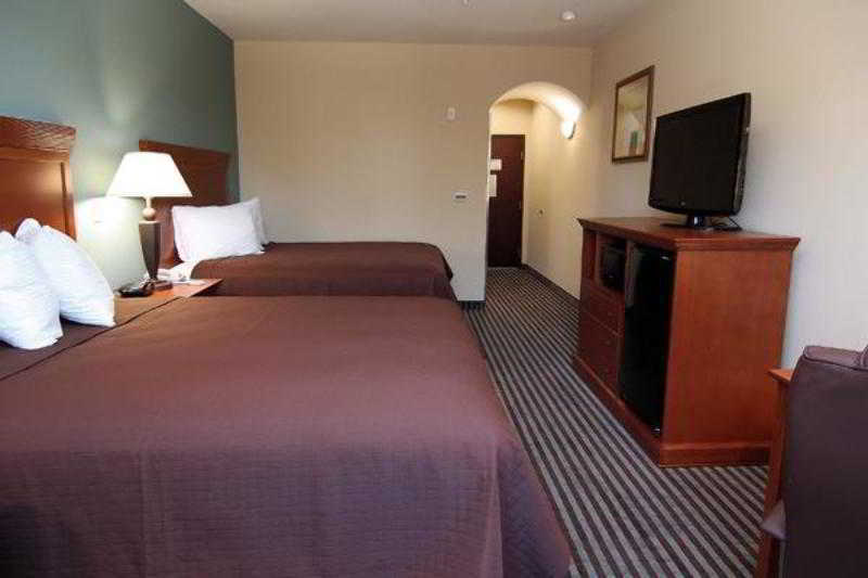 Executive Inn & Suites Марлин Экстерьер фото